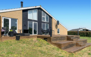 Awesome Home In Ebeltoft With Indoor Swimming Pool, Ebeltoft